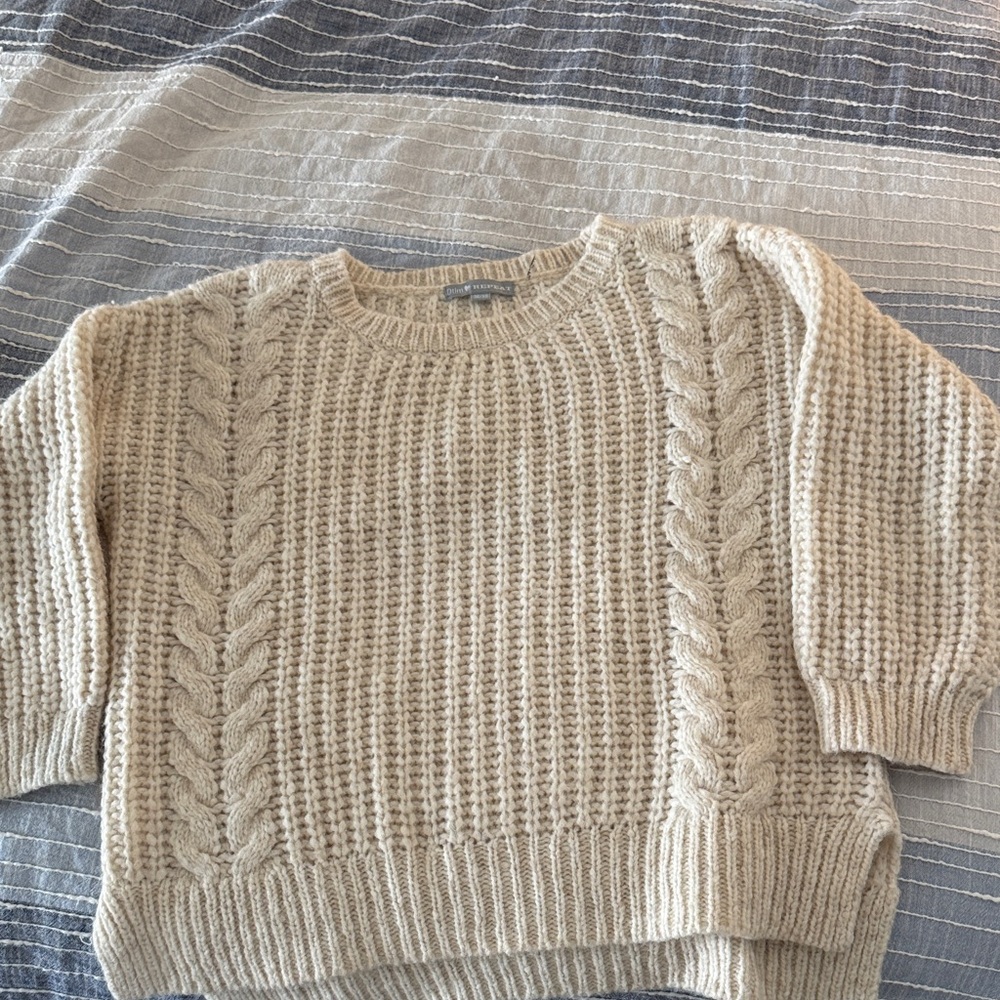Elegant Beige Cable Knit Sweater